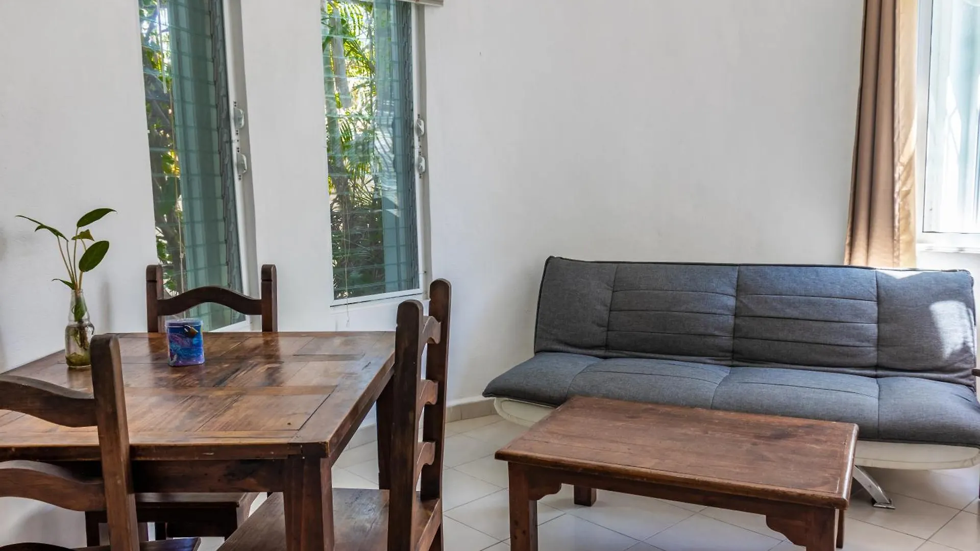 Bed and Breakfast Casaejido Playa del Carmen 2*,